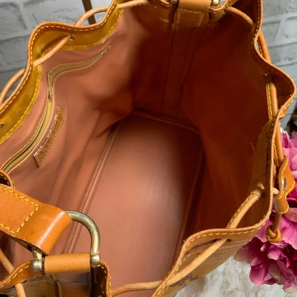 Alviero Martini Tan Map Print Bucket Shoulder Bag